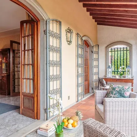 Cesare 4 Bedroom With Pool Villa