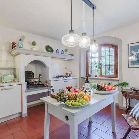 Villa Cesare 4 Bedroom With Pool *